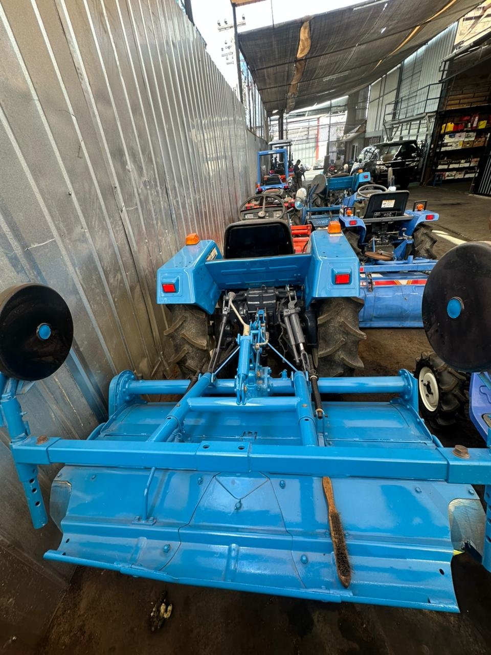TRACTOR MITSUBISHI MT-2201 - Imagen 4