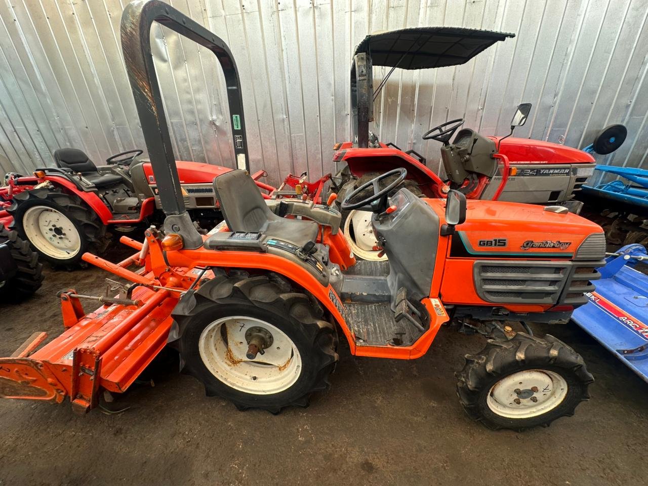 TRACTOR KUBOTA GRAMBIA GB-15