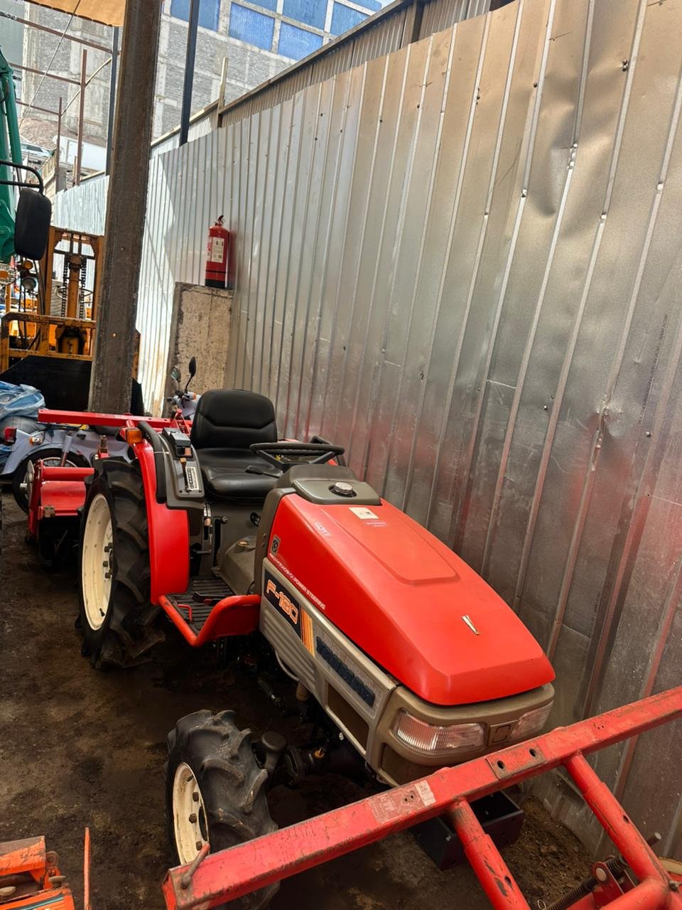 TRACTOR YANMAR F-180 - Imagen 3