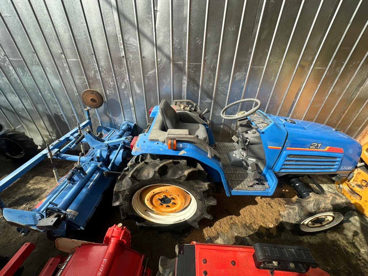 TRACTOR ISEKI SIAL 21
