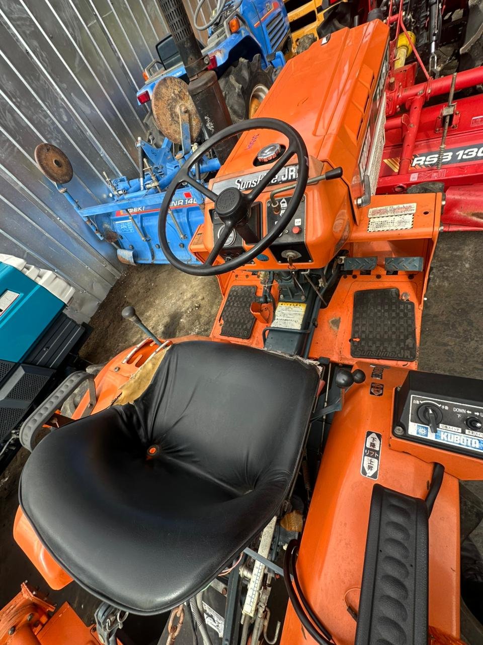 TRACTOR KUBOTA B-1402-M - Imagen 5