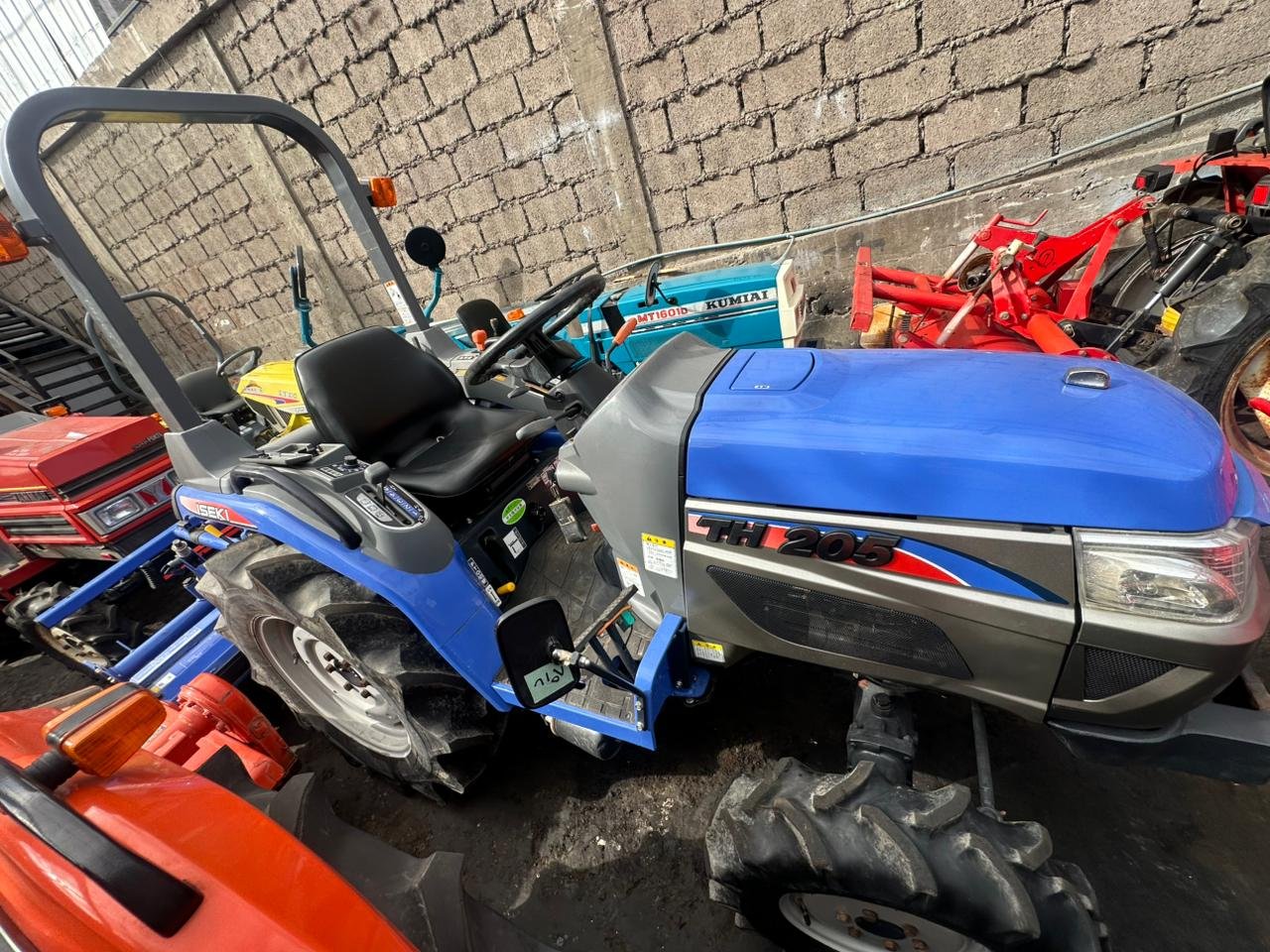 TRACTOR ISEKI TH-205 - Imagen 4