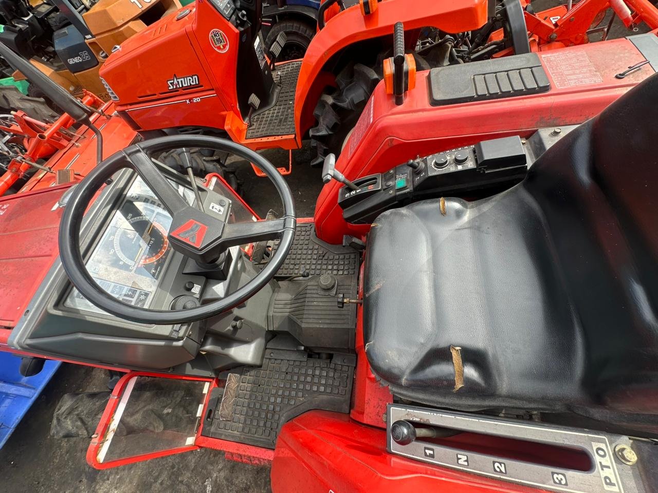 TRACTOR YANMAR FX-195 - Imagen 6