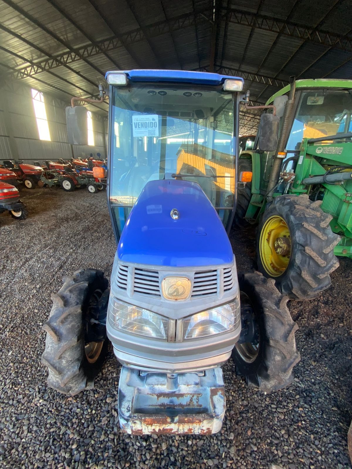 --VENDIDO--- TRACTOR ISEKI GEAS AT 37 CABINADO - Imagen 2