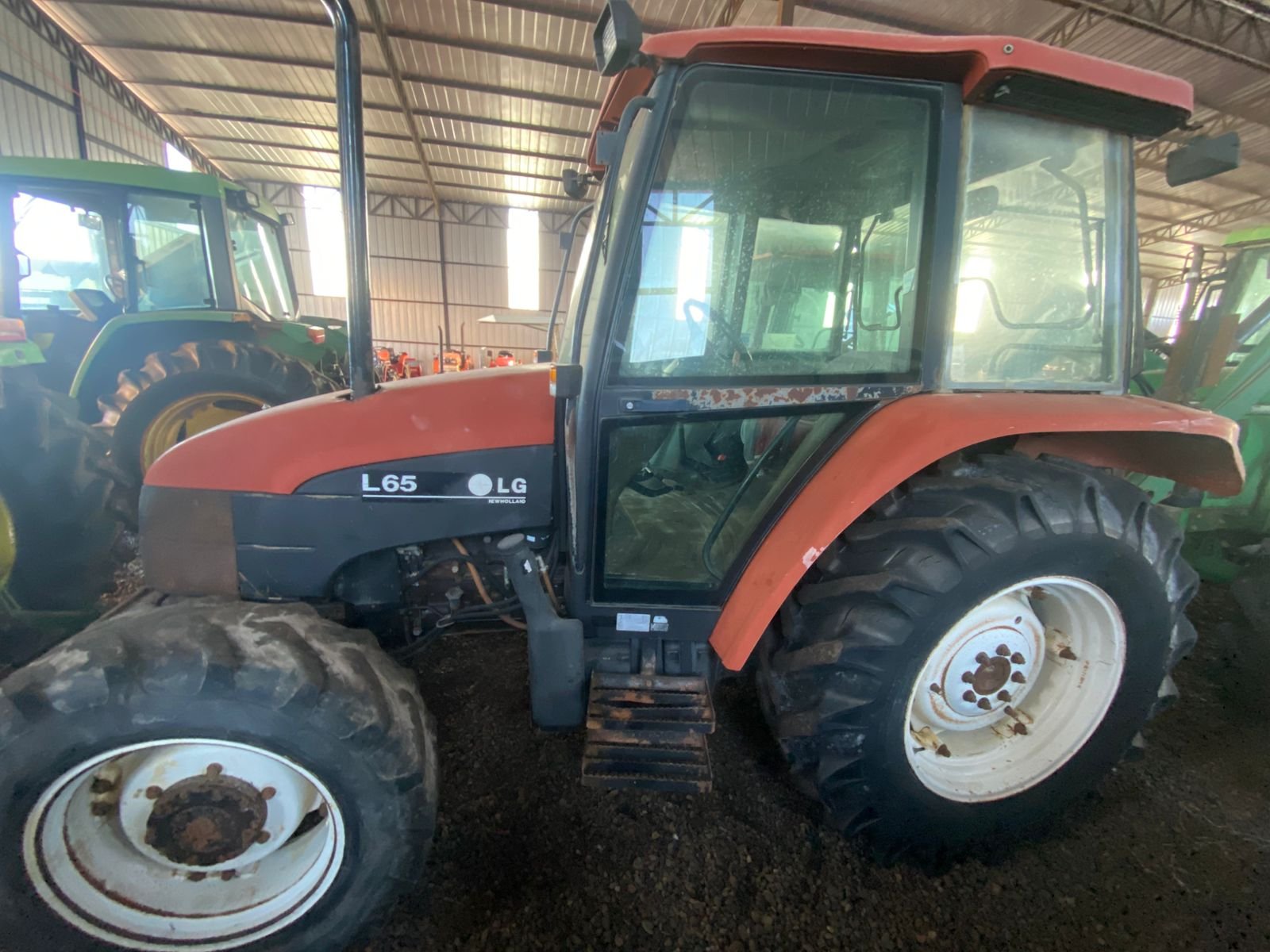 ---VENDIDO---TRACTOR NEW HOLLAND L-65 - Imagen 2