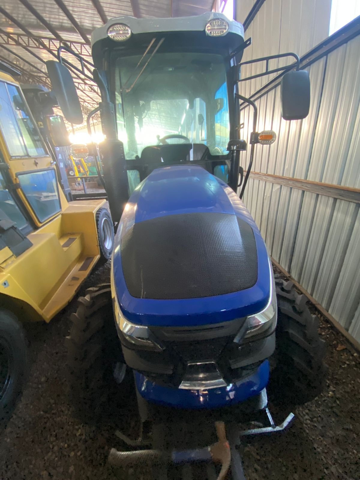 TRACTOR MORIMOTO TK-504 CABINADO - Imagen 3