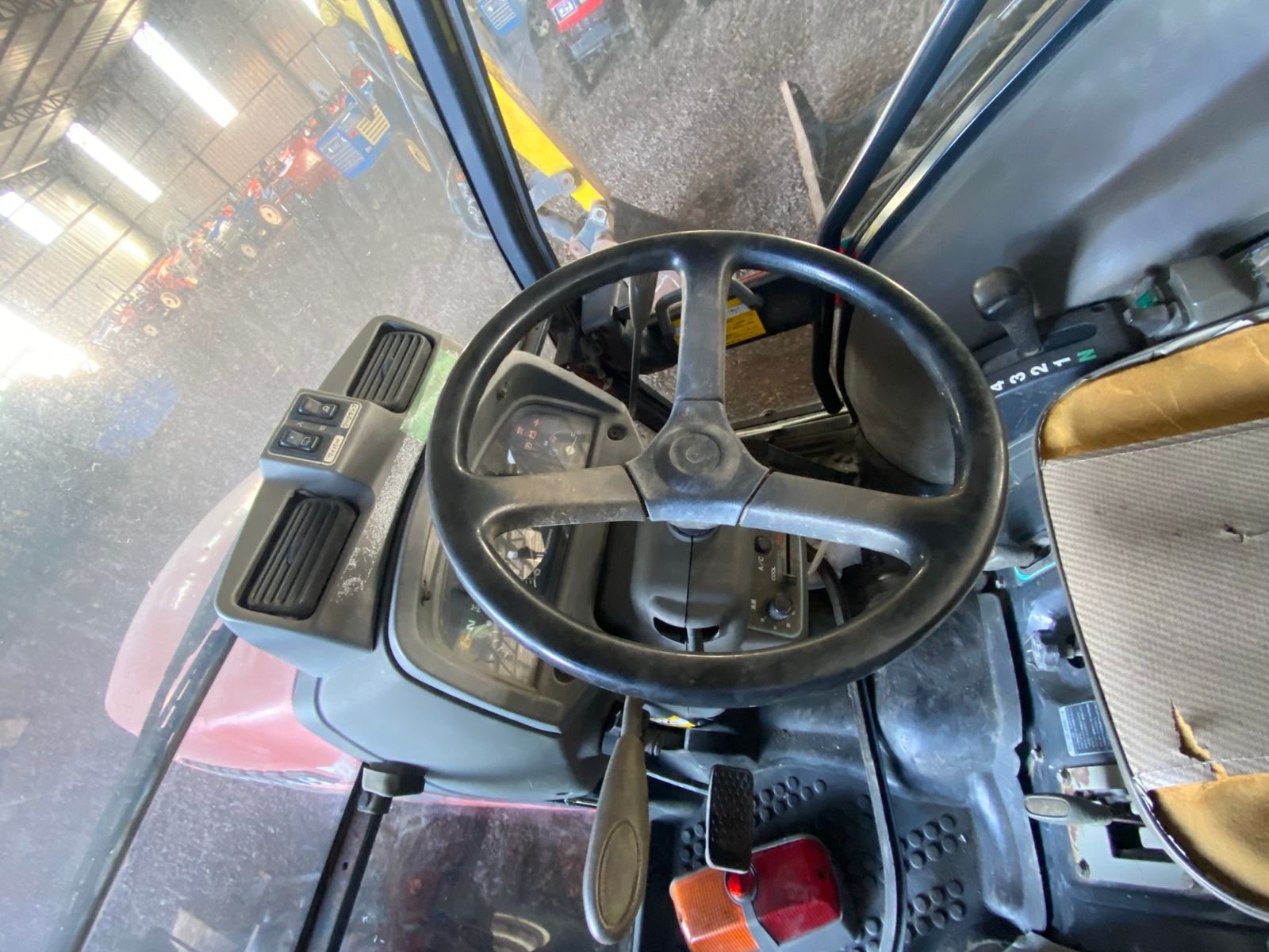 TRACTOR YANMAR AF-330 - Imagen 6