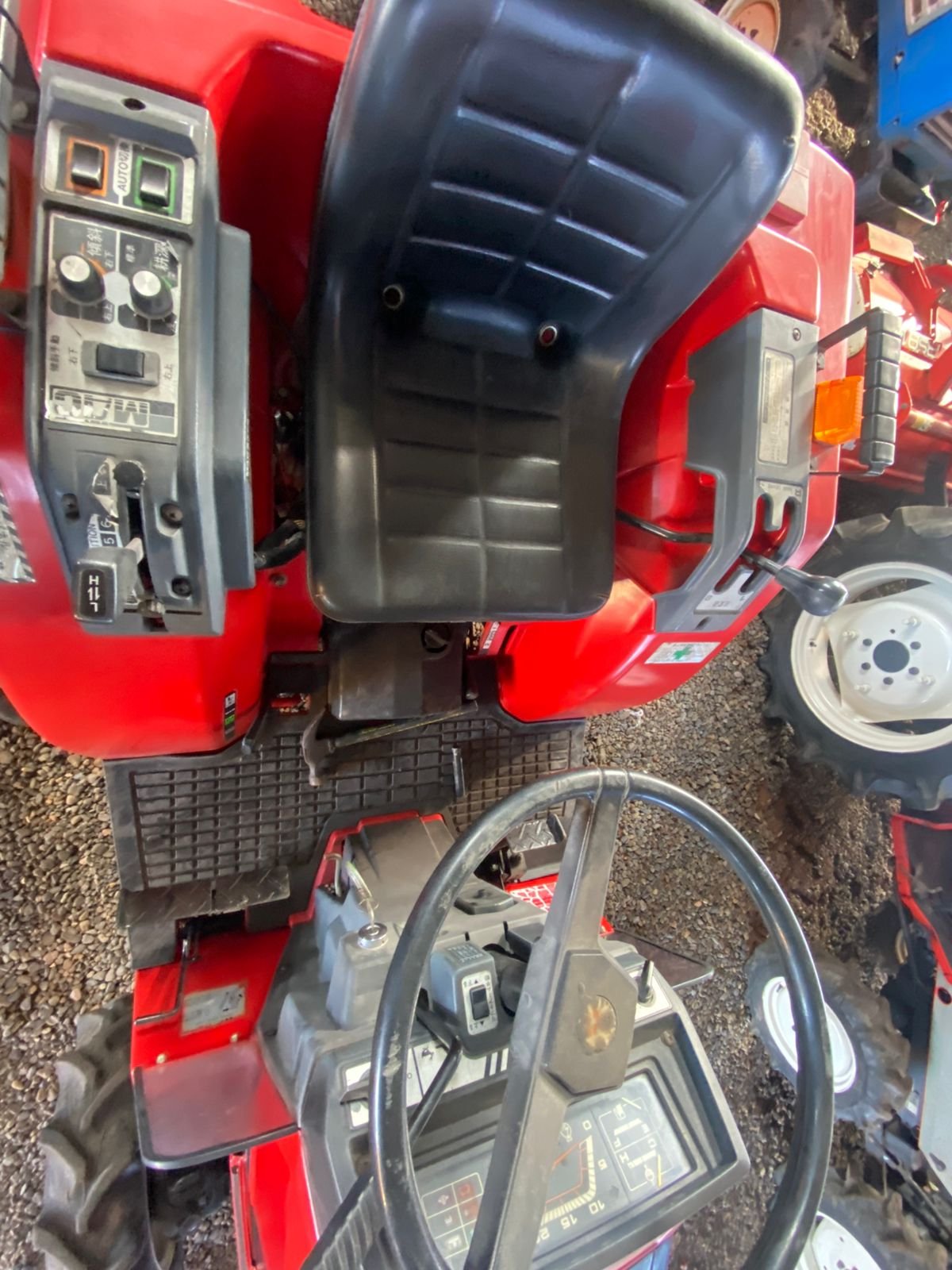 TRACTOR MITSUBISHI MTX-24 - Imagen 6