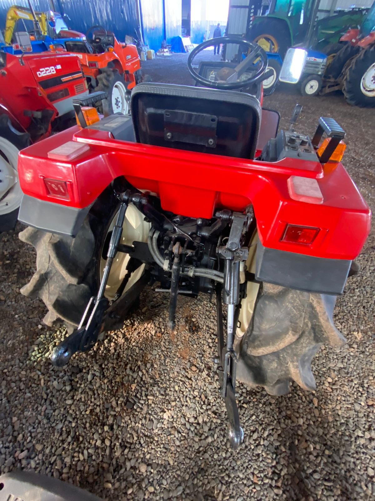 TRACTOR MITSUBISHI MTX-24 - Imagen 5