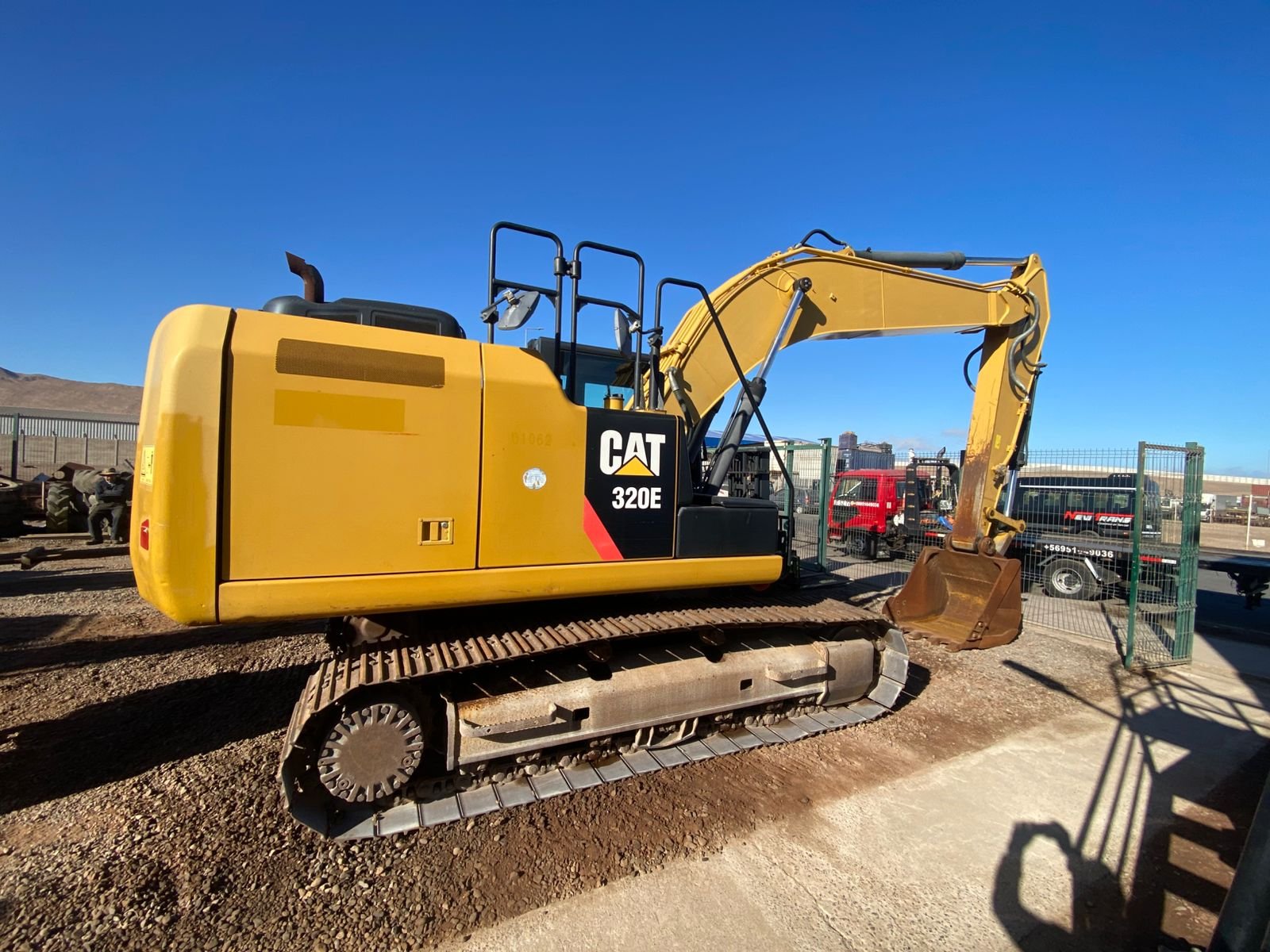 ---VENDIDO---EXCAVADORA CAT 320E-2 - Imagen 2