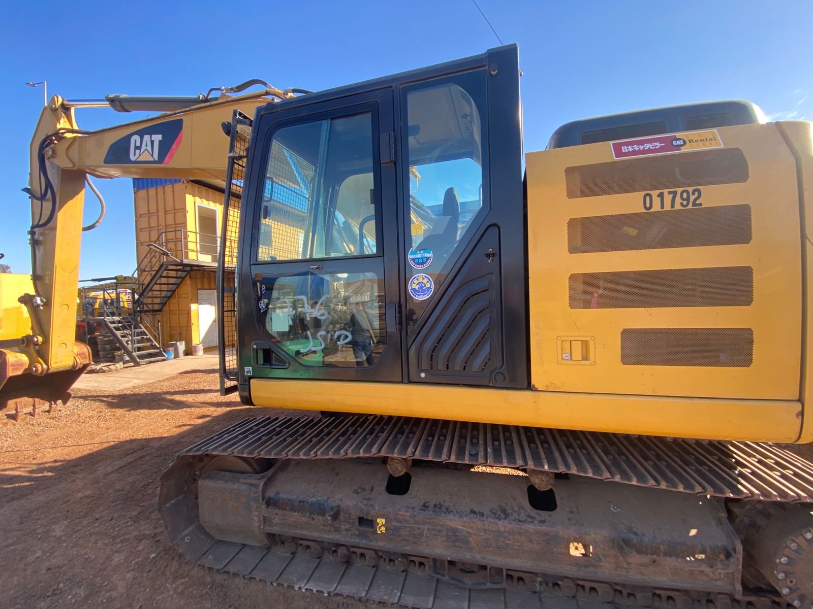 EXCAVADORA CAT 320E-RR2