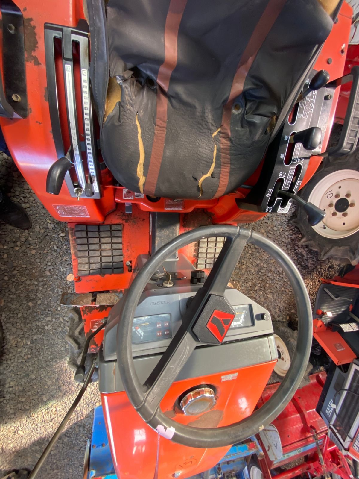 TRACTOR YANMAR KE-3 - Imagen 6