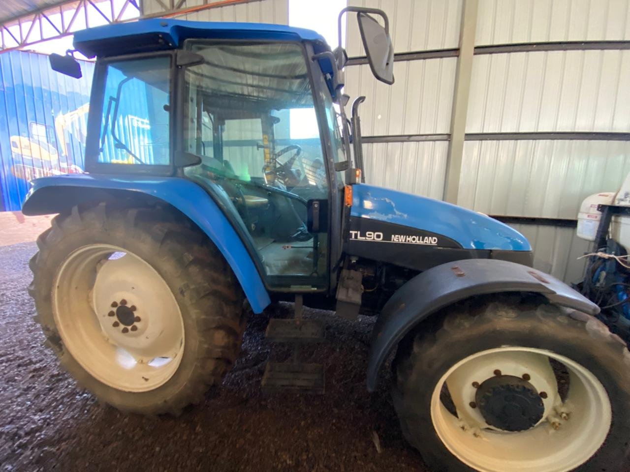---VENDIDO---TRACTOR NEW HOLLAND TL-90