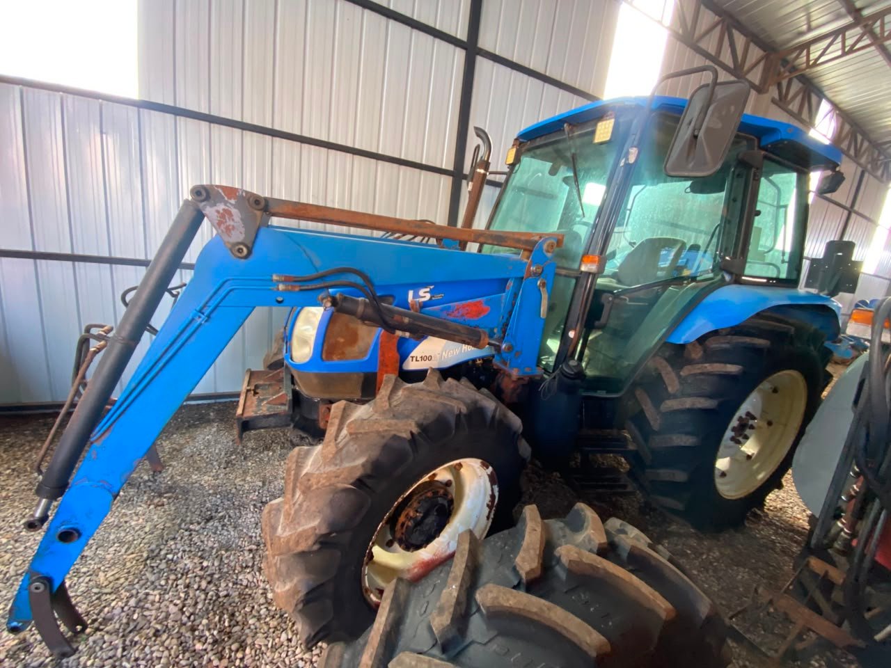 TRACTOR NEW HOLLAND TL100A - Imagen 2