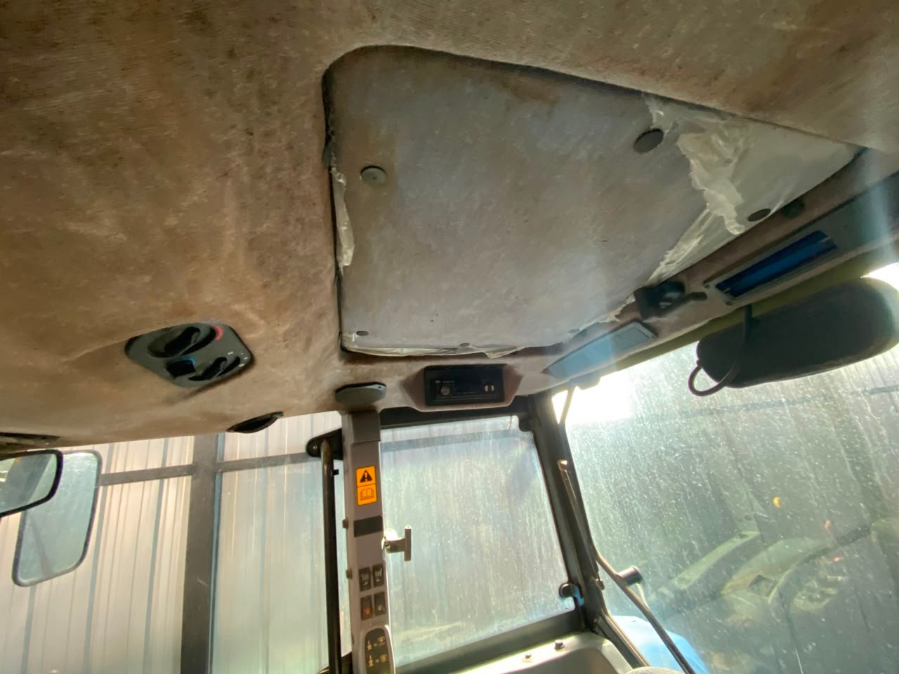 TRACTOR NEW HOLLAND TL100A - Imagen 7