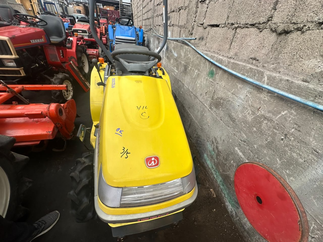 TRACTOR ISEKI TC13 - Imagen 3