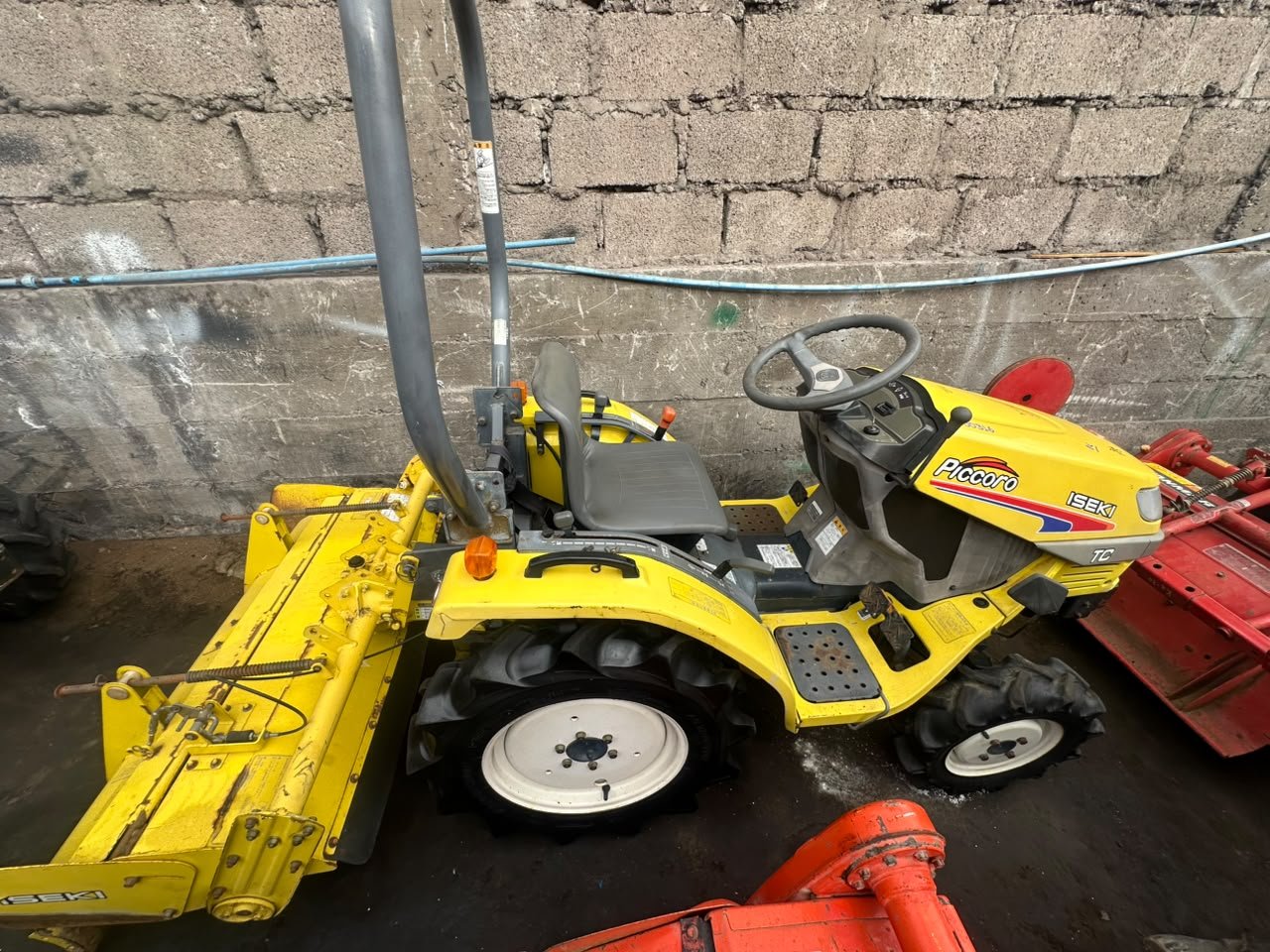TRACTOR ISEKI TC13