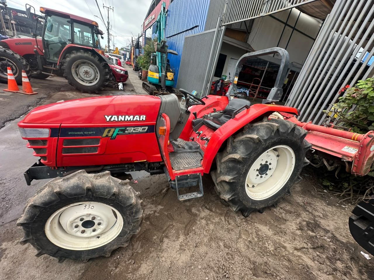 TRACTOR YANMAR AF330 - Imagen 4