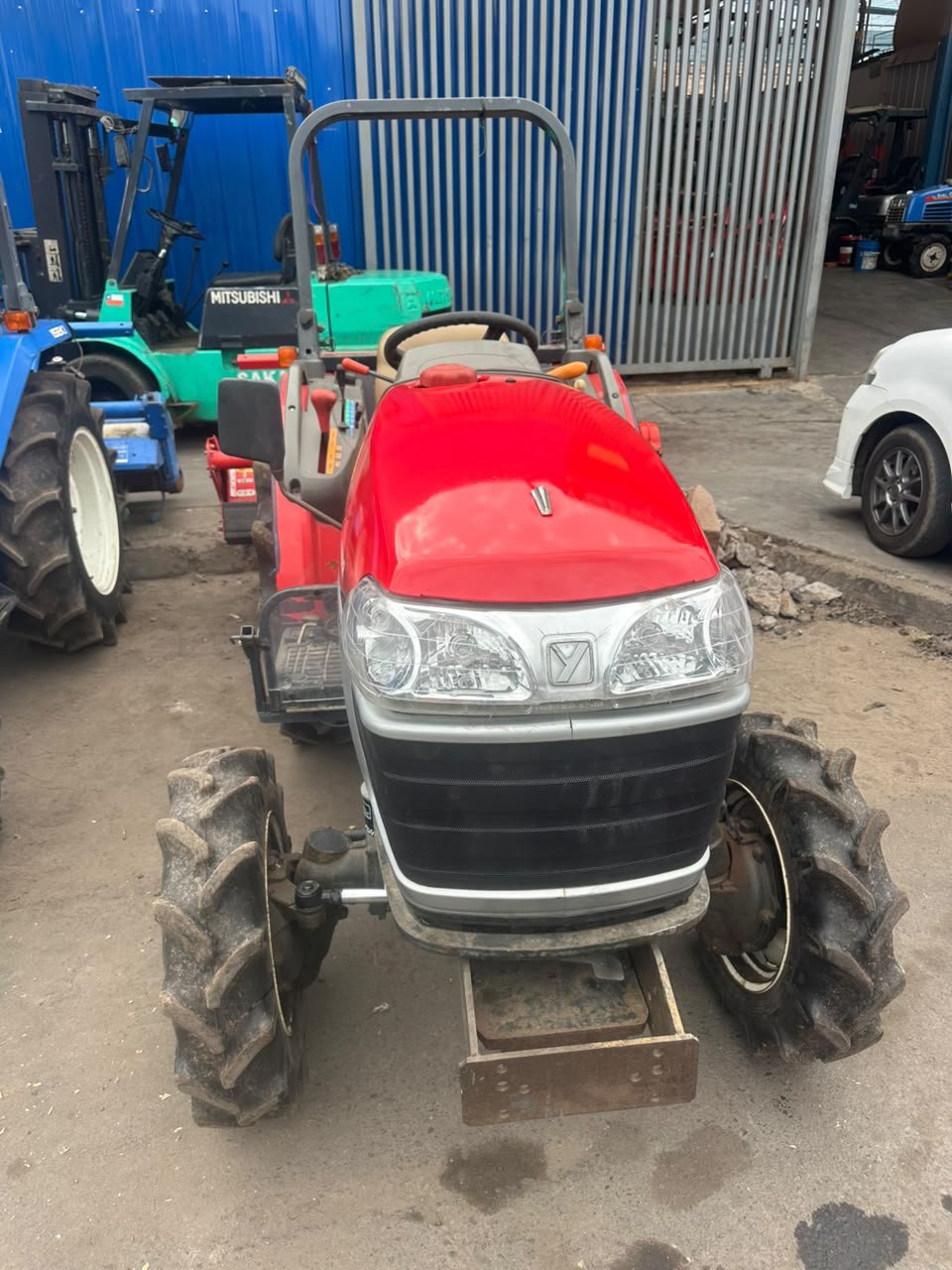 TRACTOR YANMAR EF 224 - Imagen 3