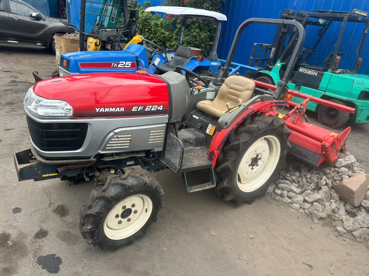 TRACTOR YANMAR EF 224 - Imagen 2