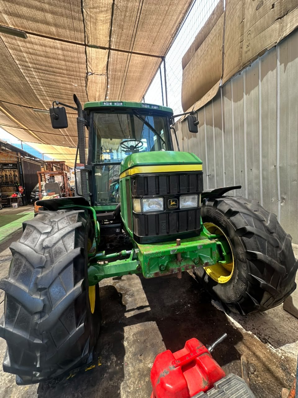 TRACTOR AGRICOLA JOHON DEERE 6210 - Imagen 6